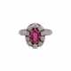 Ring mit einem oval fac. Saphir, pink, entouriert von 10 Brillanten, - фото 1