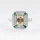 Fancy-Diamant-Ring mit Smaragden und Brillanten - Foto 1
