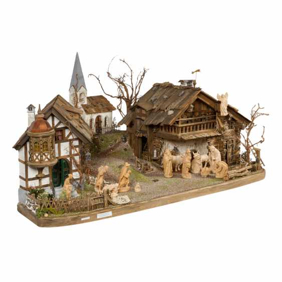 Weihnachtskrippe Im Alpenlandischen Stil Online Bei Auktion Kaufen Auktionskatalog Kunst Antiquitaten Schmuck Design Vom 23 11 19 Foto Preis Von Auktionslos 5003 Bei Veryimportantlot Com