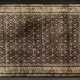 Orientteppich aus Kaschmirseide. 20. Jahrhundert, 417x304 cm - фото 1