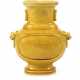 Gelbgrundige Vase Mit Drachen, - фото 1
