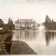 Photografie: "16b Dresden Palais mit Teich im Kgl. grossen Garten". um 1900. - photo 1