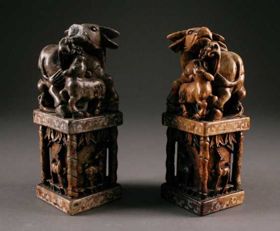 Auktion Asiatika Paar Tierskulpturen China Jahrhundert Online Kaufen Bei Veryimportantlot Com Auktionskatalog Varia Vom 11 01 Foto Preis Von Auktionslos 12