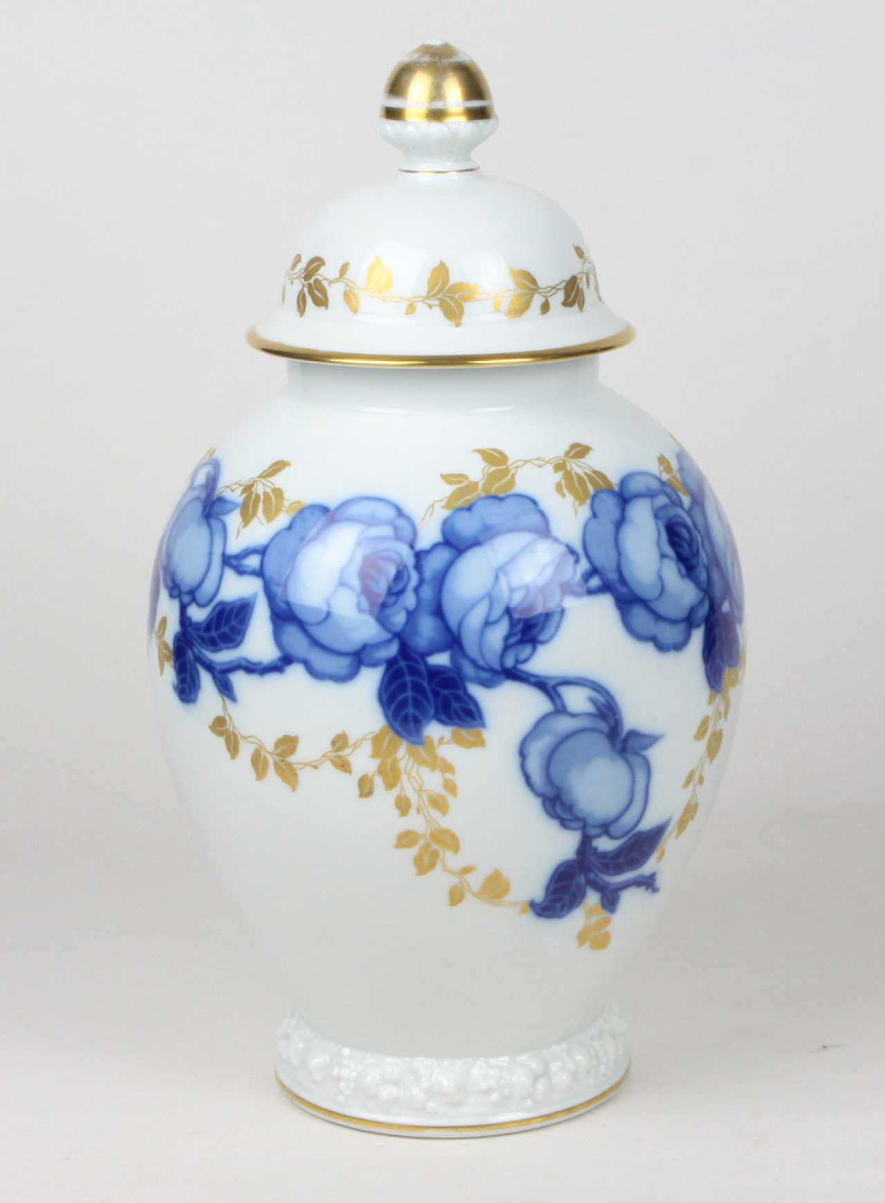 Rosenthal large lidded vase — buy at online auction at VERYIMPORTANTLOT