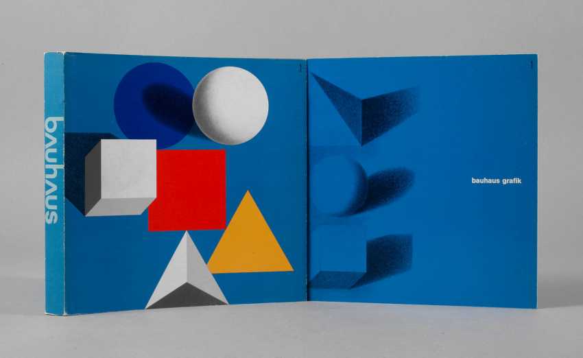 Zwei Kataloge 50 Jahre Bauhaus Online Bei Auktion Kaufen Auktionskatalog Auktion 97 Vom 28 02 Foto Preis Von Auktionslos 1337 Bei Veryimportantlot Com