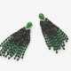 Ein Paar Ohrgehänge mit schwarzen und grünen Achat-Perlen, Jadetropfen und Brillanten - photo 1