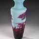 Vase mit Seenlandschaft - photo 1