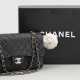 Klassische Chanel "Flap Bag" - photo 1