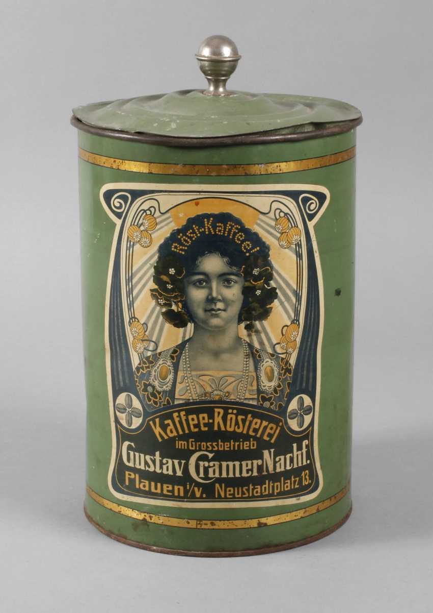 Blechdose Gustav Cramer Plauen Online Bei Auktion Kaufen Auktionskatalog 98 Auktion Antiquitaten Kunst Design 1 Vom 28 05 Foto Preis Von Auktionslos 324 Bei Veryimportantlot Com