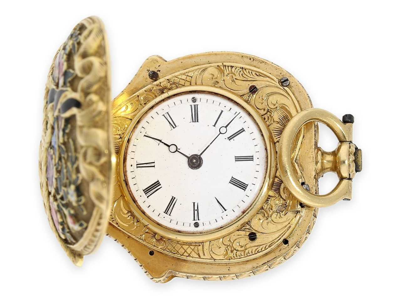 Watch key. DG Jewelry часы. Ювелирные часы на подставке. Auguste Jaccard watch.