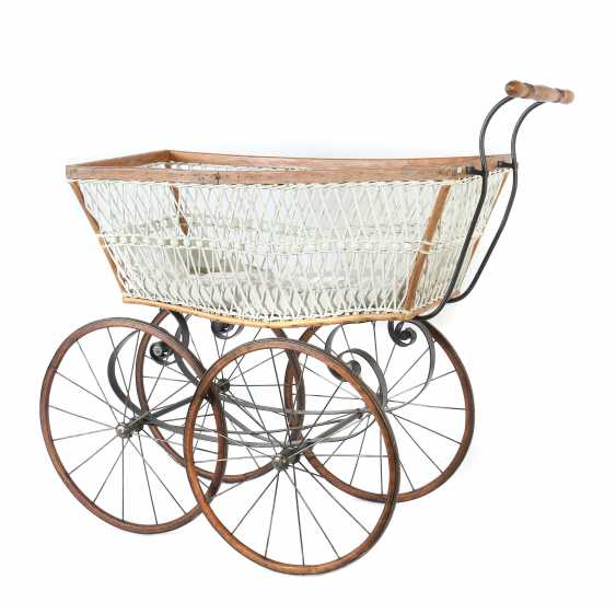 1900 baby stroller