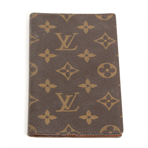 vintage louis vuitton passport holder