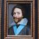 French School 17th Century, Portrait of a gentleman in dark robe with blue sharp in front of black background - Foto 1