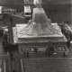 Christo. Wrapped Monument to Vittorio Emanuele, Project for Piazza del Duomo, Milano 1975 - photo 1