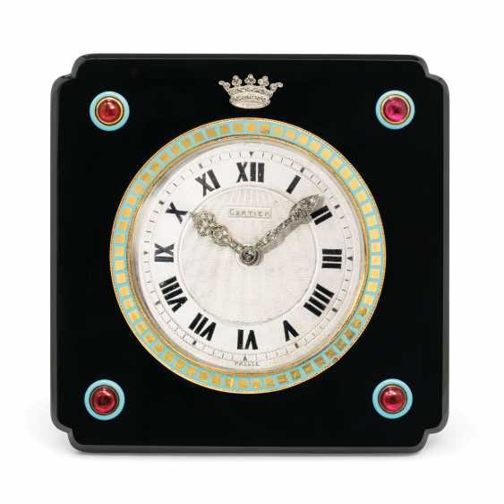 cartier mystery clock how it works