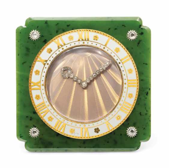 cartier jade clock