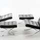 Ludwig Mies van der Rohe. * Lot of two armchairs and two poufs model "Barcelona" - Foto 1
