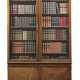 A GEORGE II MAHOGANY BOOKCASE - Foto 1