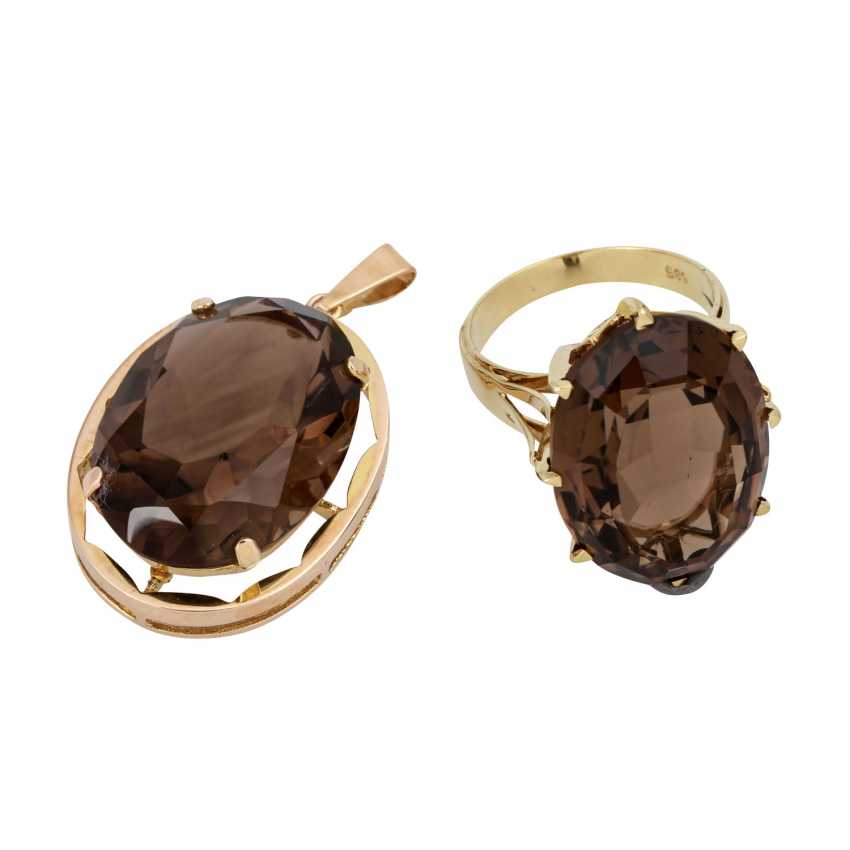 Auction: Set of Ring and pendant with smoky quartz, </div>
</div>
</div>
<div class=