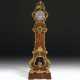 A LOUIS XV ORMOLU-MOUNTED KINGWOOD, TULIPWOOD AND MARQUETRY ... - Foto 1