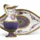 Sèvres Porcelain Factory. A SEVRES (HARD PASTE) PORCELAIN POWDERED PURPLE AND GOLD GRO... - Foto 1