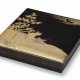 A JAPANESE BLACK AND GILT LACQUER WRITING BOX - фото 1