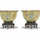 A PAIR OF CHINESE PAINTED ENAMEL DEEP BOWLS - фото 1