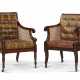 Gillows. TWO REGENCY MAHOGANY AND CANED BERGERES - Foto 1