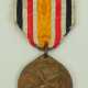 Deutsches Reich: China-Denkmünze, in Bronze, mit Gefechtsspange TSEKINGKWAN. - Foto 1