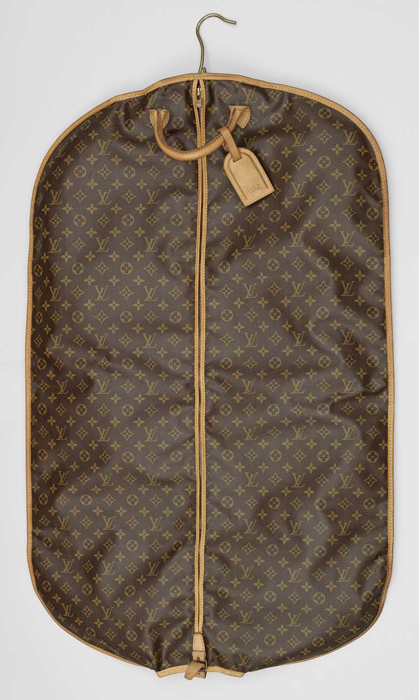 louis vuitton garment bag price