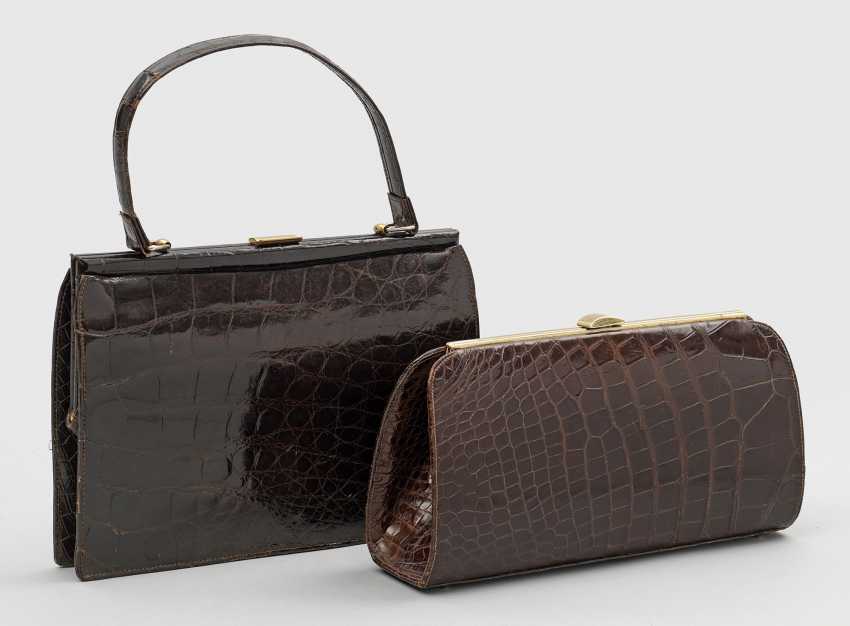 vintage handbags online