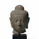 AN ANDESITE HEAD OF BUDDHA - Foto 1