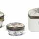 THREE SILVER-MOUNTED MENNECY PORCELAIN SNUFF-BOXES - Foto 1