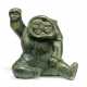 AN INUIT SOAPSTONE FIGURAL GROUP - Foto 1
