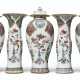A LARGE CHINESE EXPORT FIVE-PIECE FAMILLE ROSE GARNITURE - photo 1