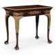 A GEORGE II MAHOGANY AND PARCEL-GILT SIDE TABLE - Foto 1