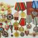 Sowjetunion: Lot Auszeichnungen und Abzeichen. Diverse - Foto 1