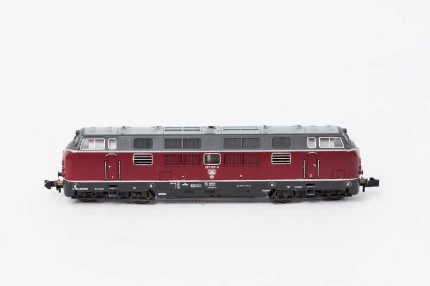 minitrix n gauge locomotives