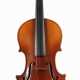 Geige mit 2 Bögen auf innenliegendem Zettel bez: ''Antonius Stradivarius Cremonensis Facibat Anno 1727'' - photo 1