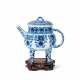A BLUE AND WHITE EWER AND COVER, HE - photo 1
