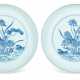 A PAIR OF BLUE AND WHITE 'DUCK AND LOTUS POND' DISHES - Foto 1