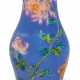 A SMALL FINELY ENAMELLED BLUE-GROUND FAMILLE ROSE GLASS 'FLO... - photo 1