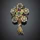 Bi-coloured chiselled gold posy brooch with old mine diamonds - photo 1