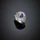 Heart shape sapphire round and tapered diamond white gold ring - фото 1