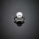 Cultured mm 10.60 button pearl and diamond white gold ring - photo 1