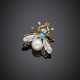 Bi-coloured gold diamond mm 9.85 circa pearl and turquoise fly brooch - фото 1
