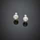 Cultured mm 10.60 circa pearl and diamond white gold earclips - Foto 1