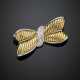 Bi-coloured gold diamond grooved bow brooch - photo 1