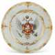 A PORCELAIN IMPERIAL ARMORIAL PLATE - Foto 1