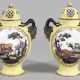 Paar Potpourri-Vasen mit Tenierszenen - photo 1